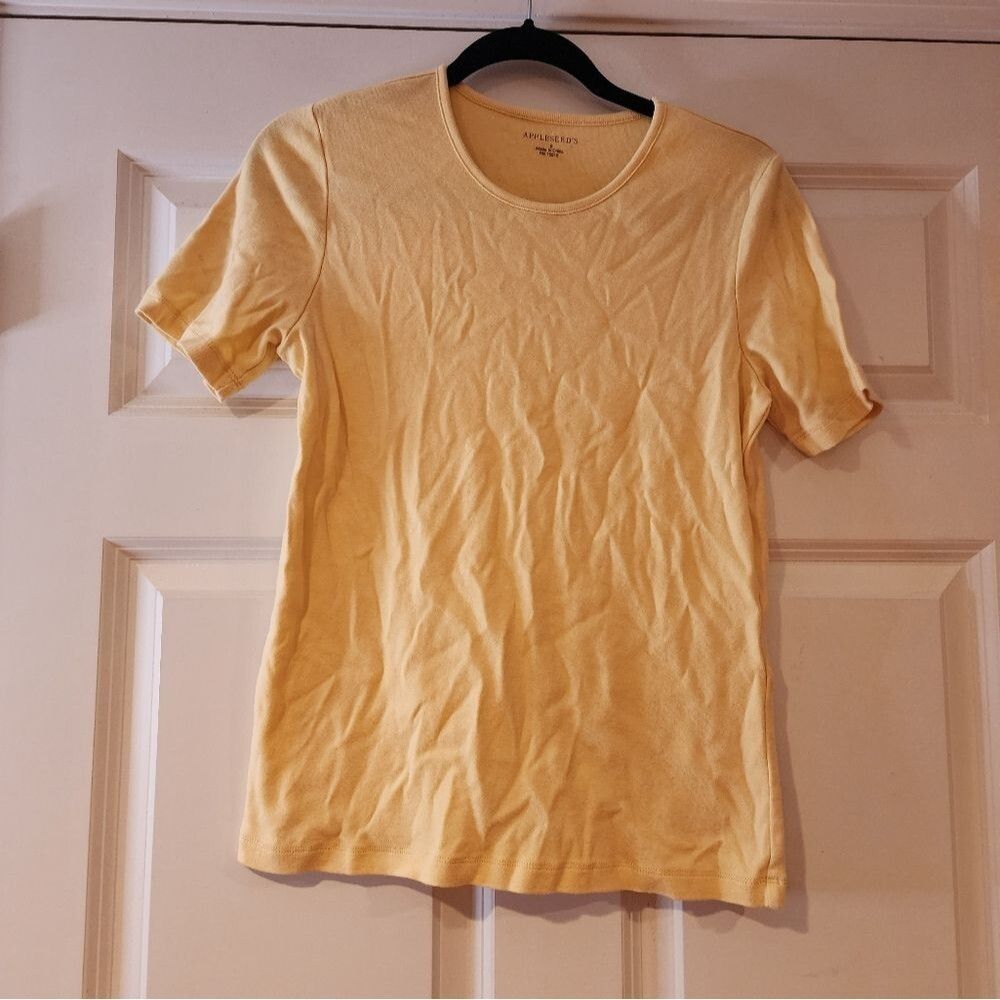 Appleseeds stretchy yellow short sleeve top